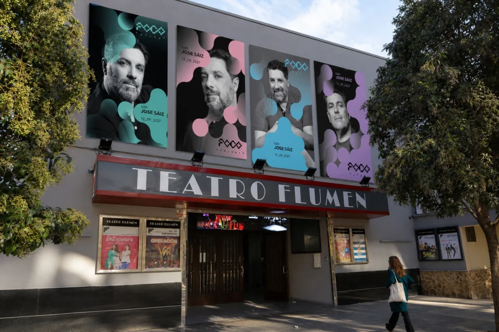 Fachada del Teatre Flumen con los cuatro carteles de Foco Abierto, diseñado por Creatias Estudio